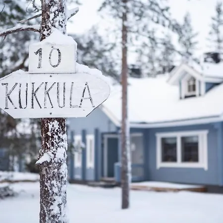 Kukkula * Akaslompolo